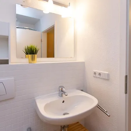 Fullhouse - Halle - R6 - Smarttv - Nespresso