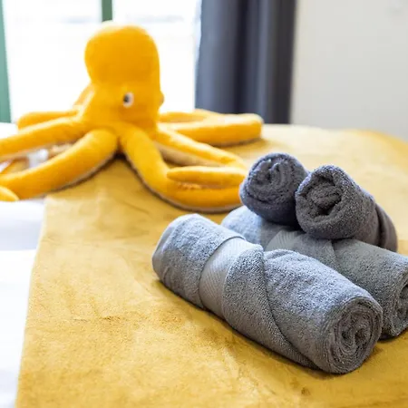 Appartamento Fullhouse - Halle - R6 - Smarttv - Nespresso