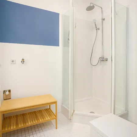 Fullhouse - Halle - R6 - Smarttv - Nespresso Apartament *