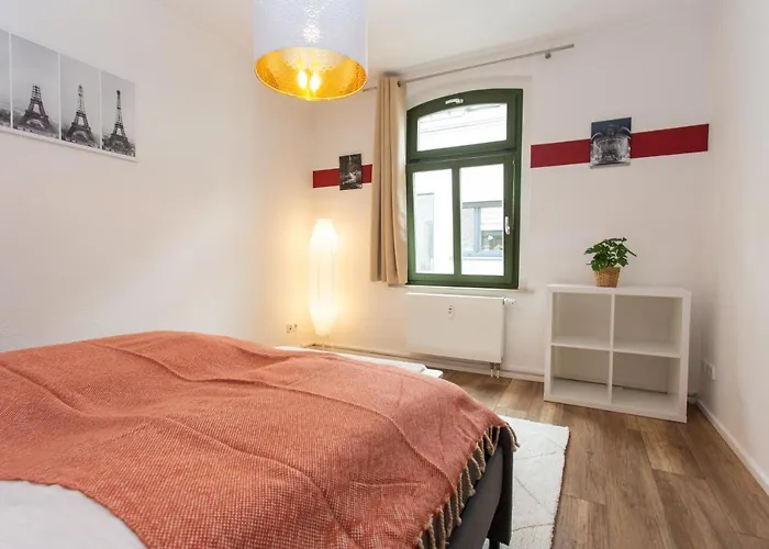 Fullhouse - Halle - R6 - Smarttv - Nespresso Appartamento