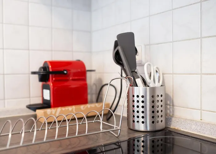 Fullhouse - Halle - R6 - Smarttv - Nespresso *