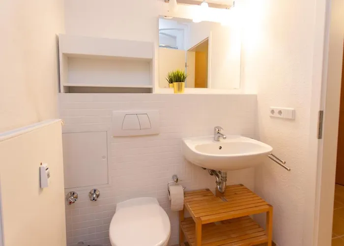 Fullhouse - Halle - R6 - Smarttv - Nespresso アパート ハレ