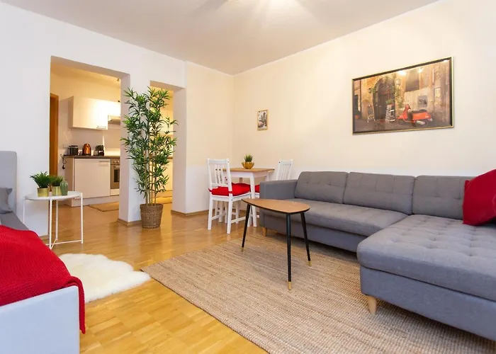 Fullhouse - Halle - R6 - Smarttv - Nespresso