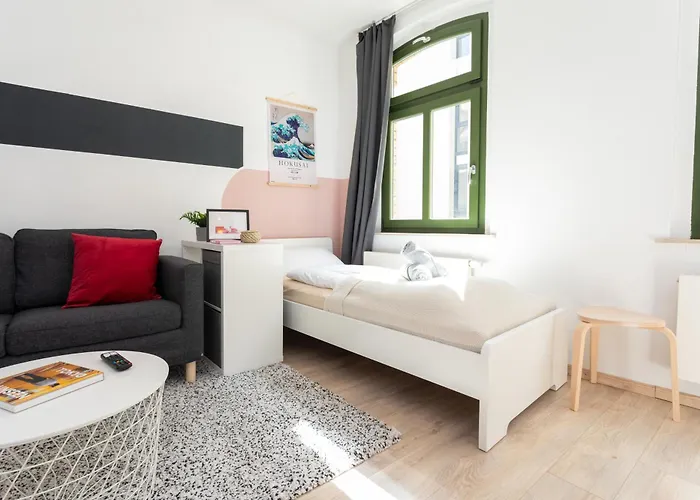 Fullhouse - Halle - R6 - Smarttv - Nespresso